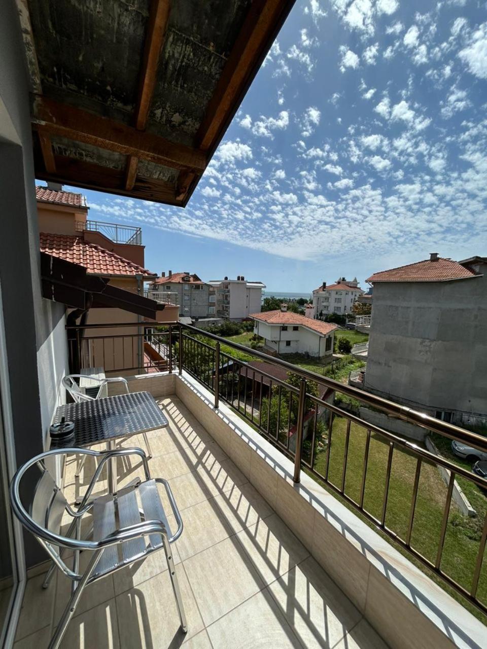 Guest House Sg-Brothers Obzor Exteriör bild
