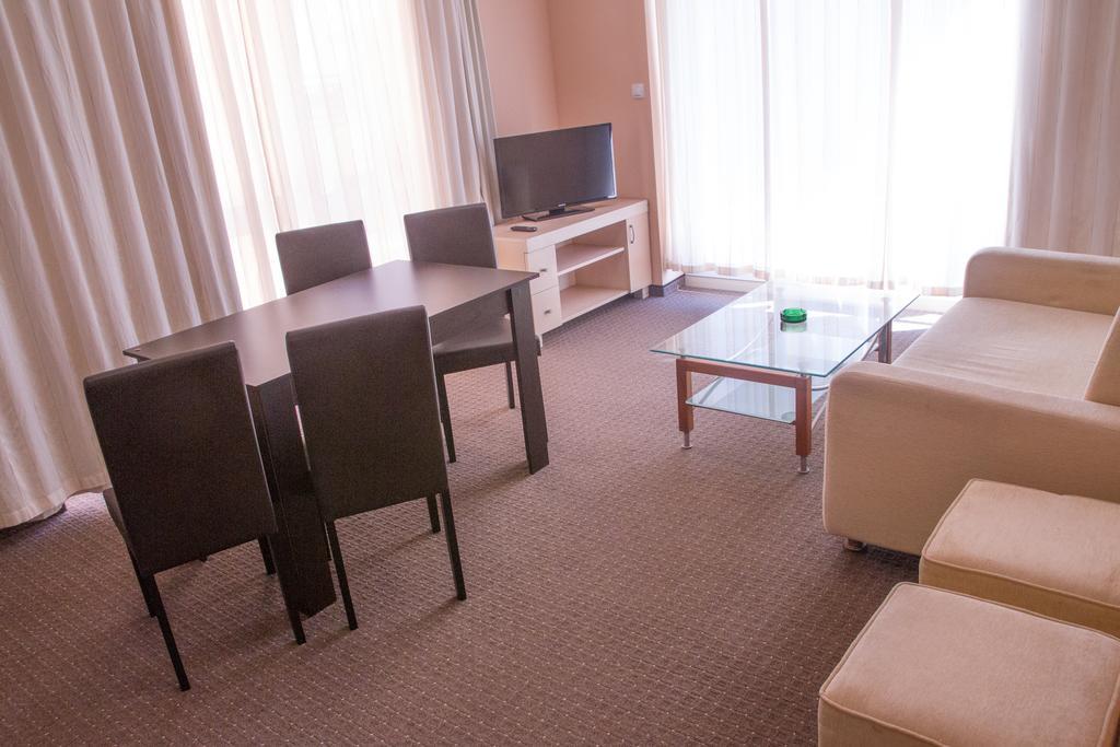 Guest House Sg-Brothers Obzor Exteriör bild